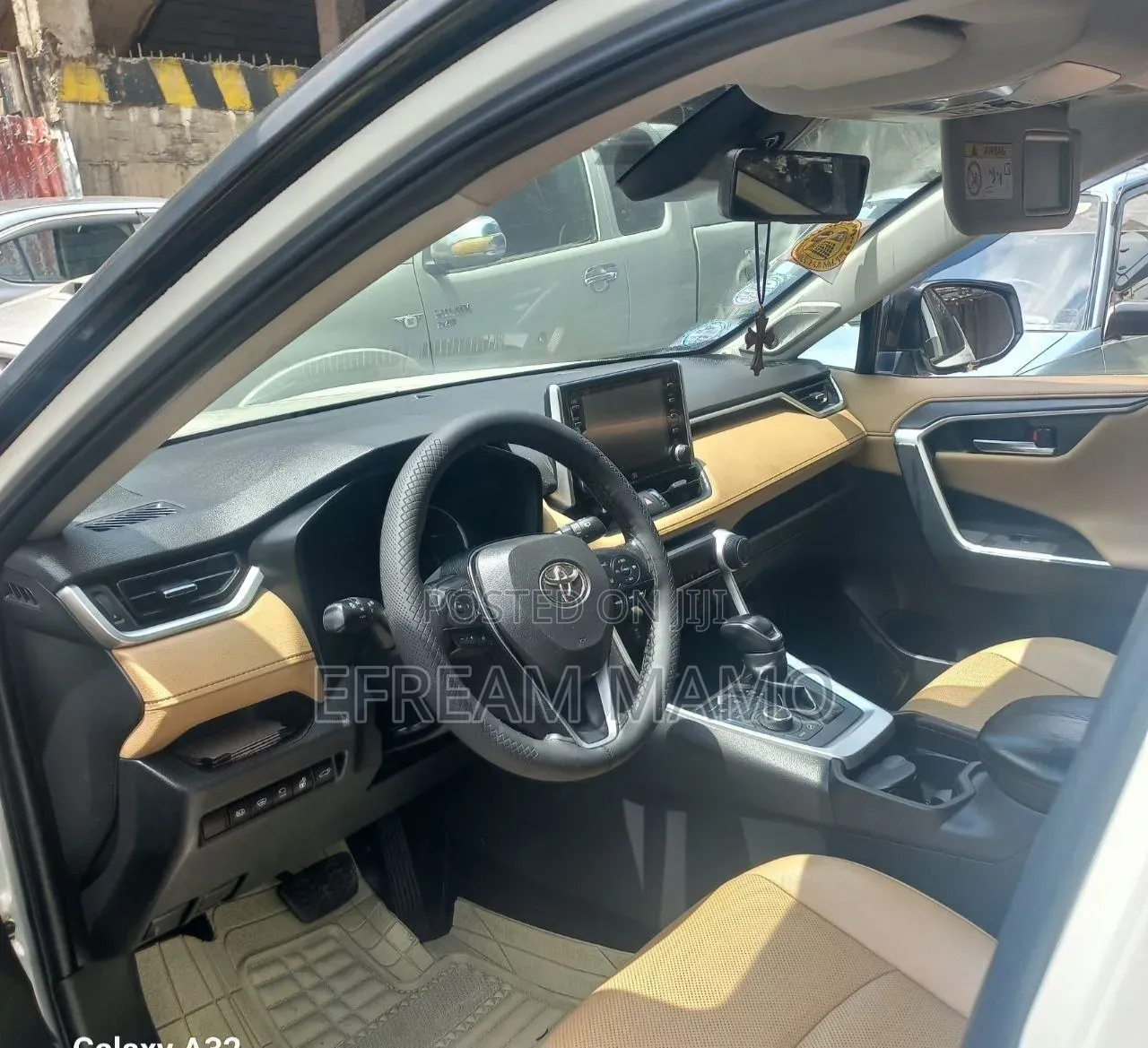 Toyota RAV4 2020 White