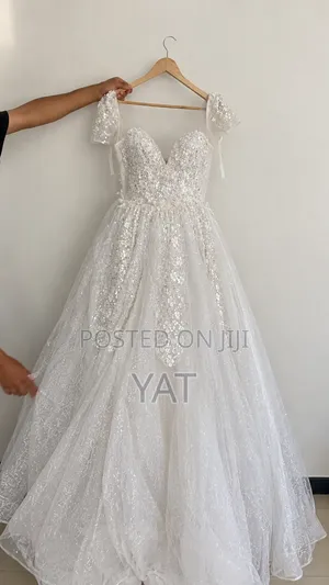 Wedding Dress (Vello)