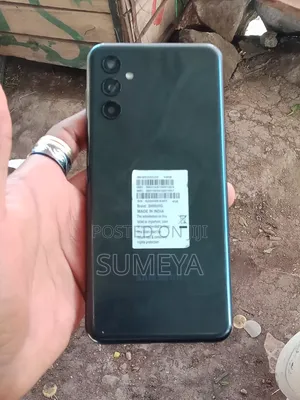 New Samsung Galaxy M13 64 GB Black
