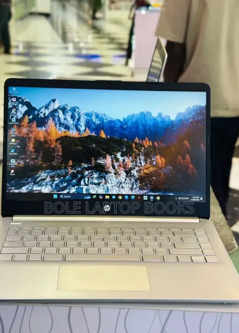 Laptop HP Stream Notebook 8GB AMD Ryzen 3 SSD 256GB