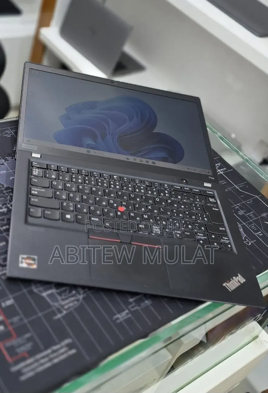 New Laptop Lenovo ThinkPad T14s Gen 1 16GB AMD Ryzen 5 SSD 512GB