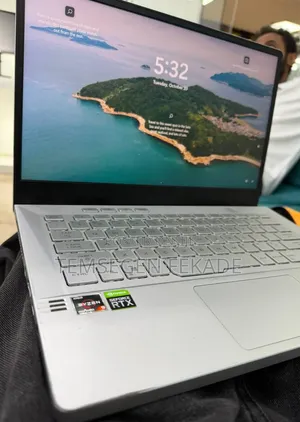 New Laptop Asus ROG Zephyrus G14 16GB AMD Ryzen 9 SSD 512GB