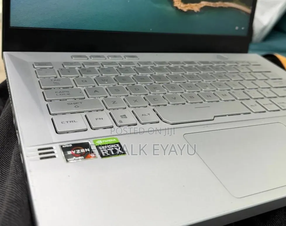 New Laptop Asus ROG Zephyrus G14 16GB AMD Ryzen 9 SSD 512GB