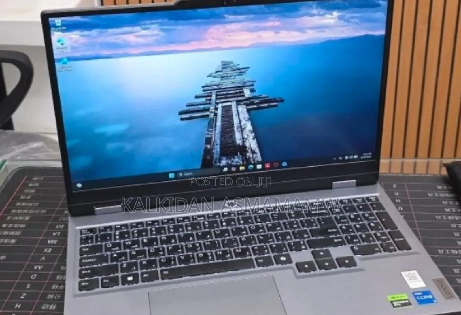New Laptop Lenovo LOQ 15ARP9 8GB Intel Core i5 SSD 512GB