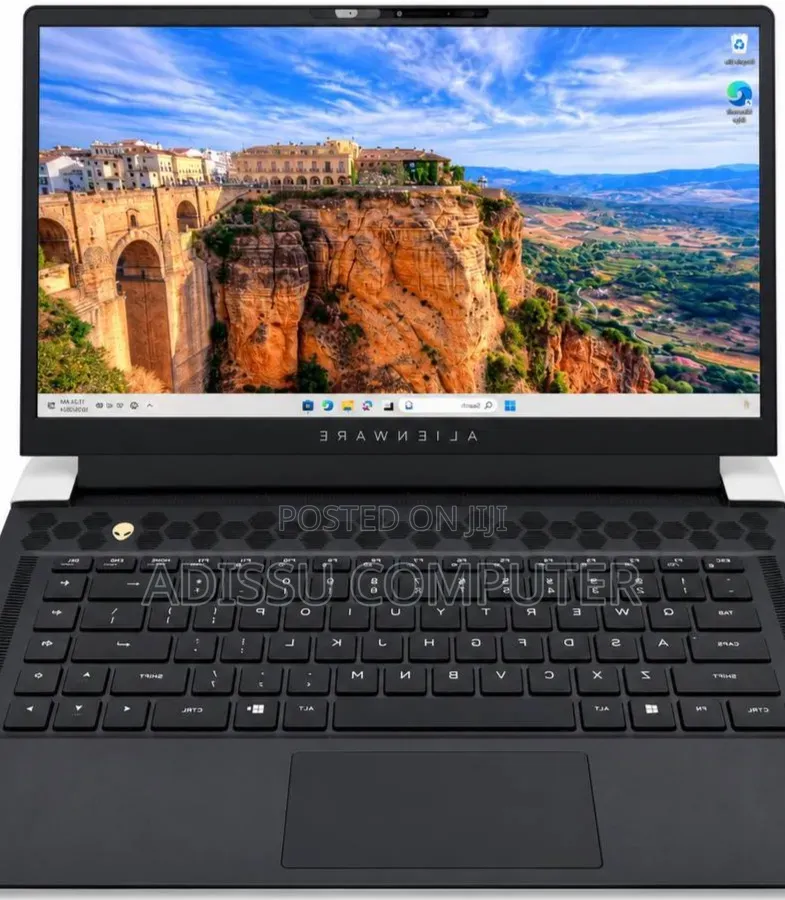 New Laptop Dell Allienware M18 R1 16GB Intel Core i7 SSD 1T