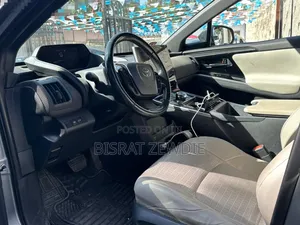 Toyota bZ4X 2023 Gray