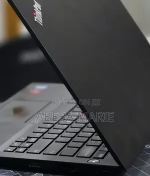 New Laptop Lenovo ThinkPad E14 Gen 4 16GB AMD Ryzen 7 SSD 512GB