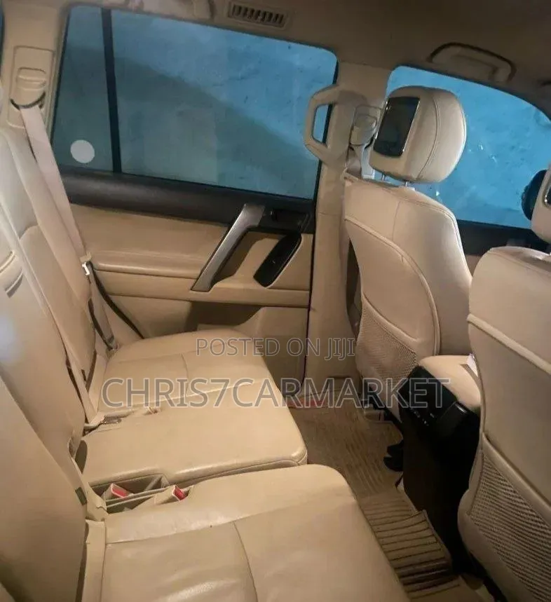 Toyota Land Cruiser Prado 2.7 VVT-i 2015 Silver