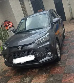 Toyota Raize 2022 Gray
