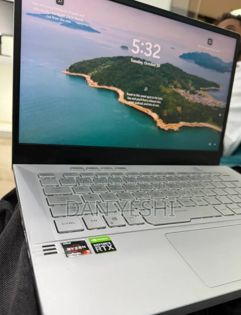 New Laptop Asus ROG Zephyrus G14 16GB AMD Ryzen 9 SSD 512GB