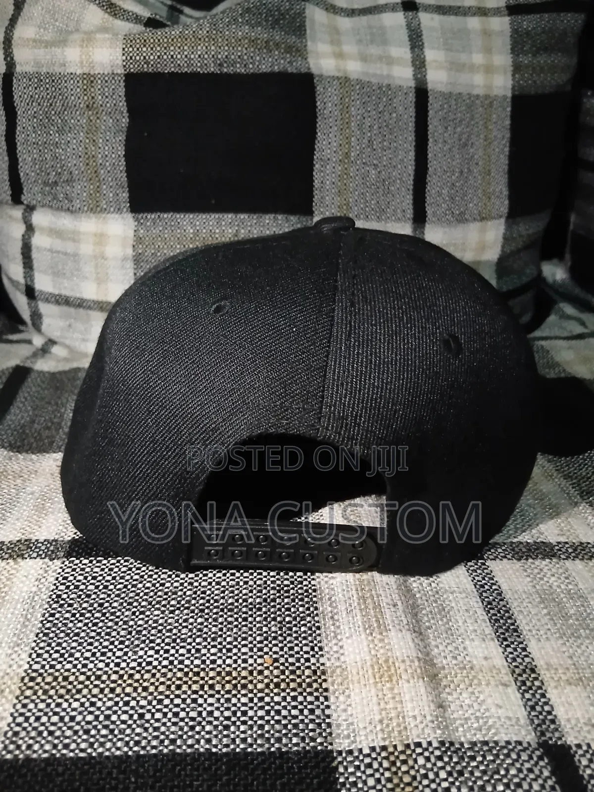 New Era Los Angeles Dodgers 9FIFTY Snapback Cap in Black and White