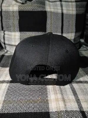 New Era Los Angeles Dodgers 9FIFTY Snapback Cap in Black and White
