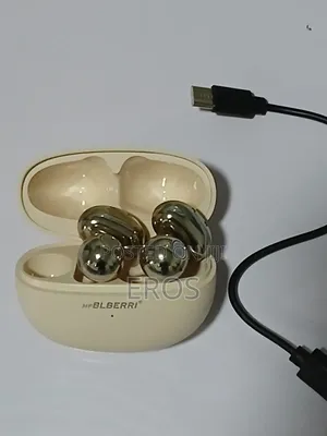 Earphoneeee