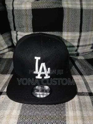 New Era Los Angeles Dodgers 9FIFTY Snapback Cap in Black and White