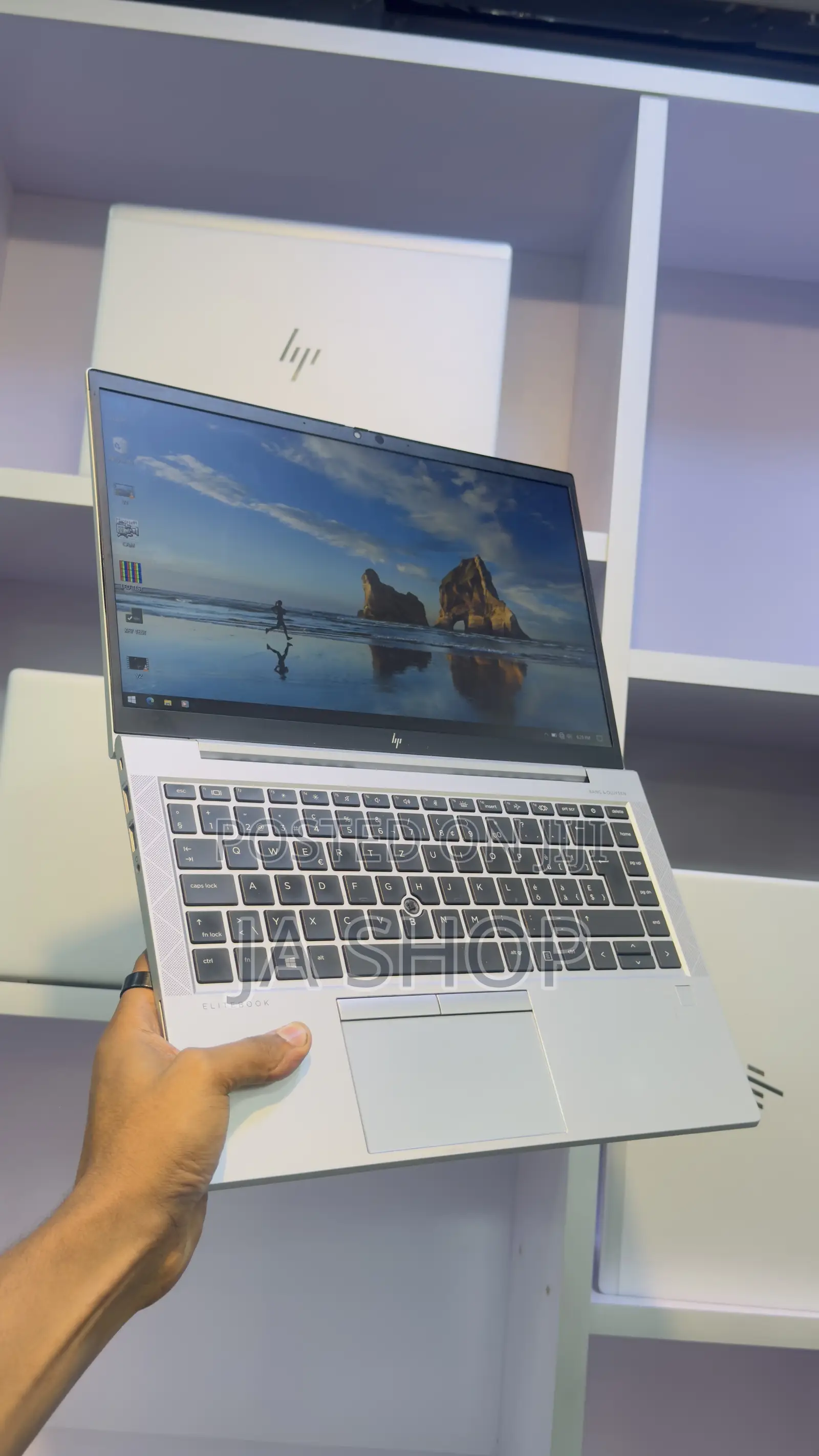 New Laptop HP EliteBook 840 16GB Intel Core i5 SSD 512GB