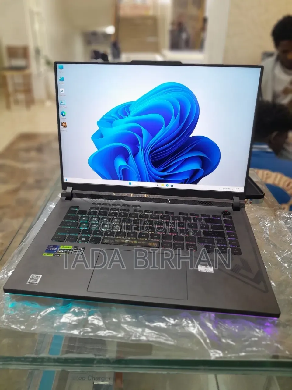New Laptop Asus ROG Strix G15 32GB Intel Core i9 SSD 1T