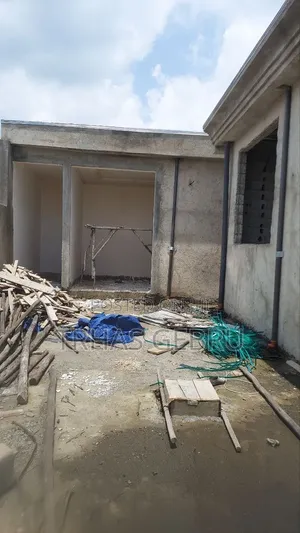 5bdrm Villa in ወርቁ, Oromia-Finfinne for sale
