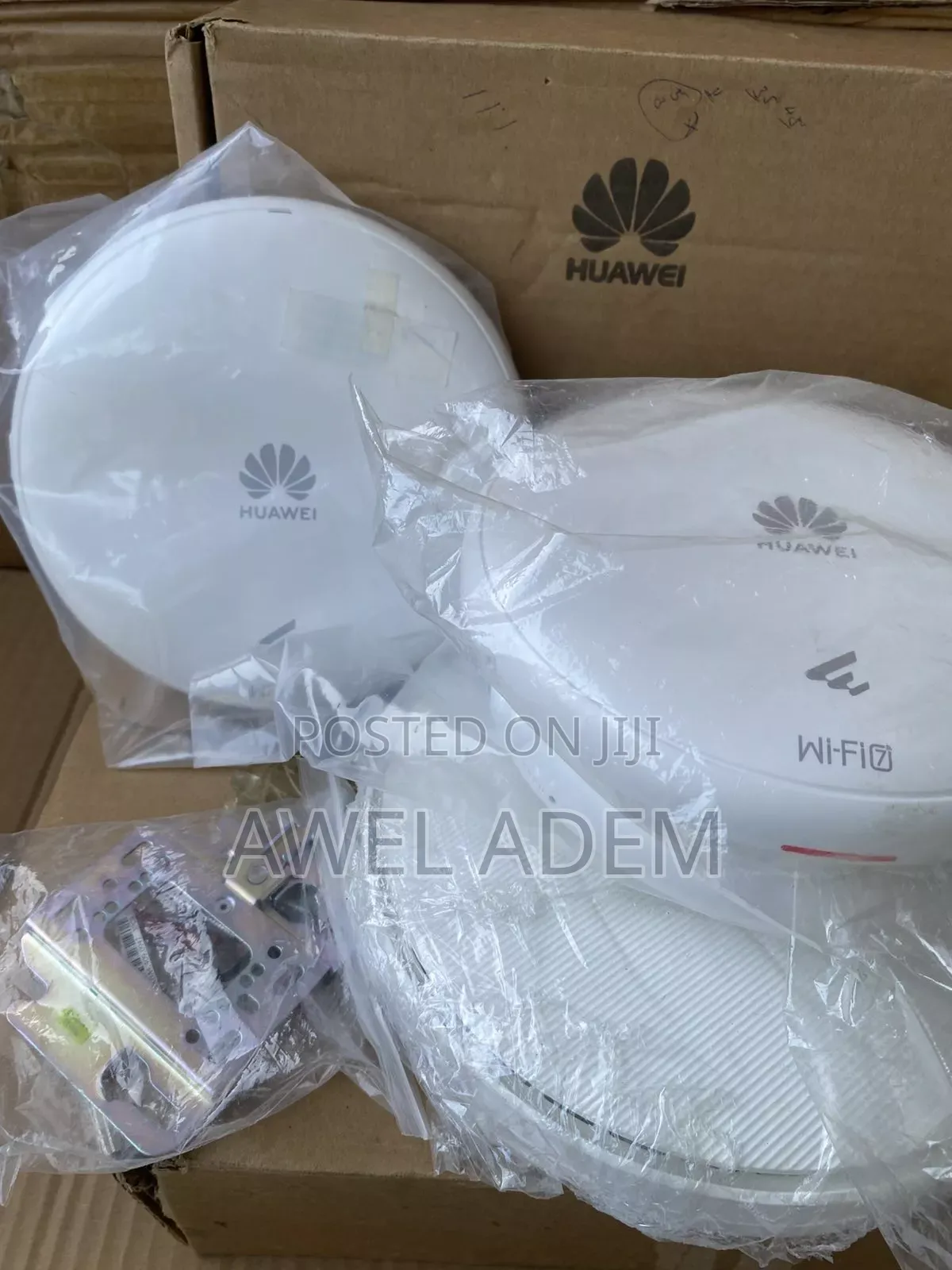 Huawei AirEngine 5773-21 WiFi7
Smart 11be Indoor, Dual Access Points
