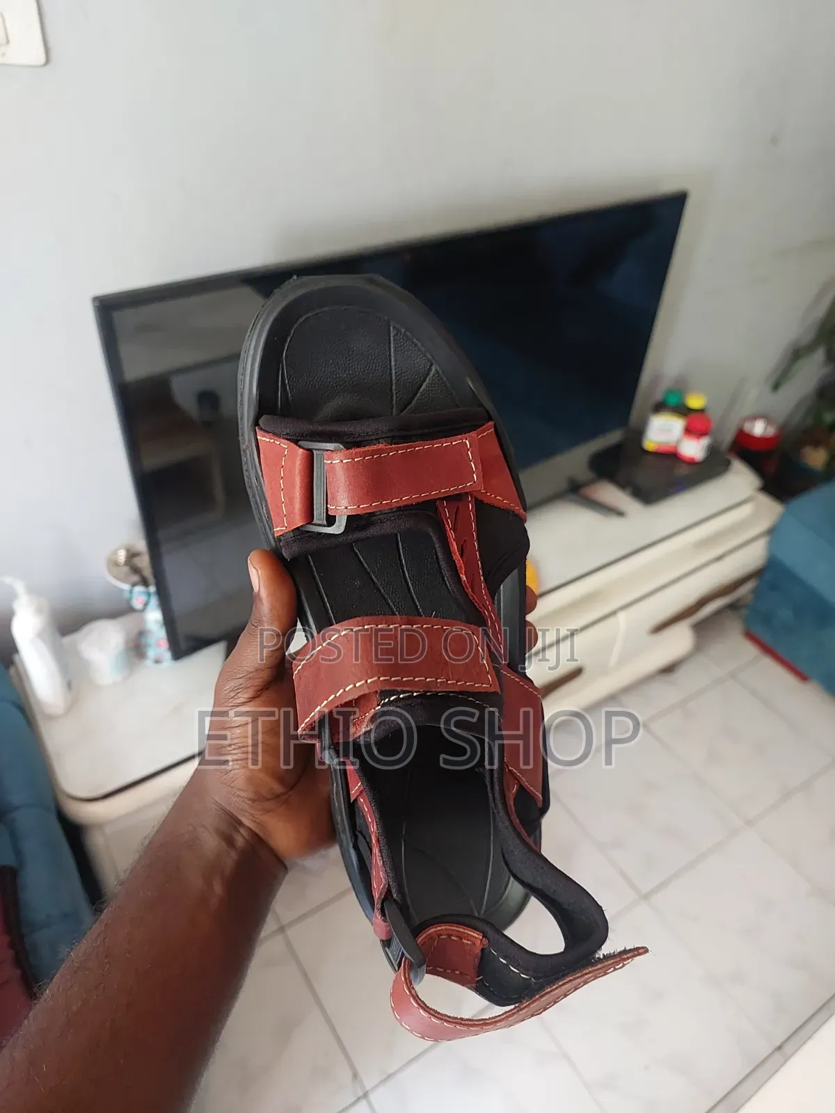 Sandal,ነጠላ ጫማ