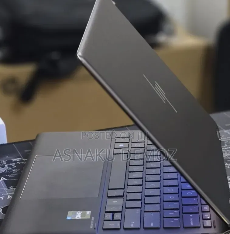 New Laptop HP Spectre X360 16GB Intel Core i7 SSD 512GB