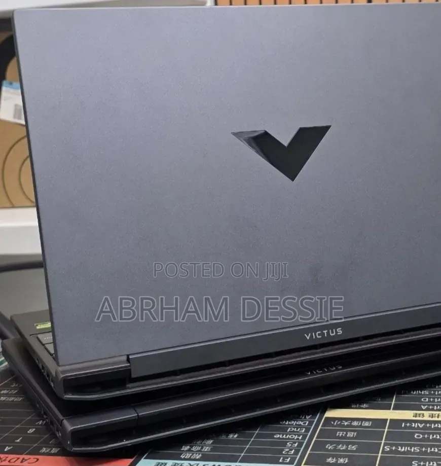 New Laptop HP 16GB AMD Ryzen 7 SSD 512GB