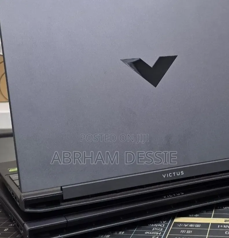 New Laptop HP 16GB AMD Ryzen 7 SSD 512GB