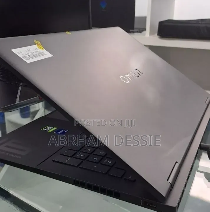 New Laptop HP 16GB Intel Core i9 SSD 1T