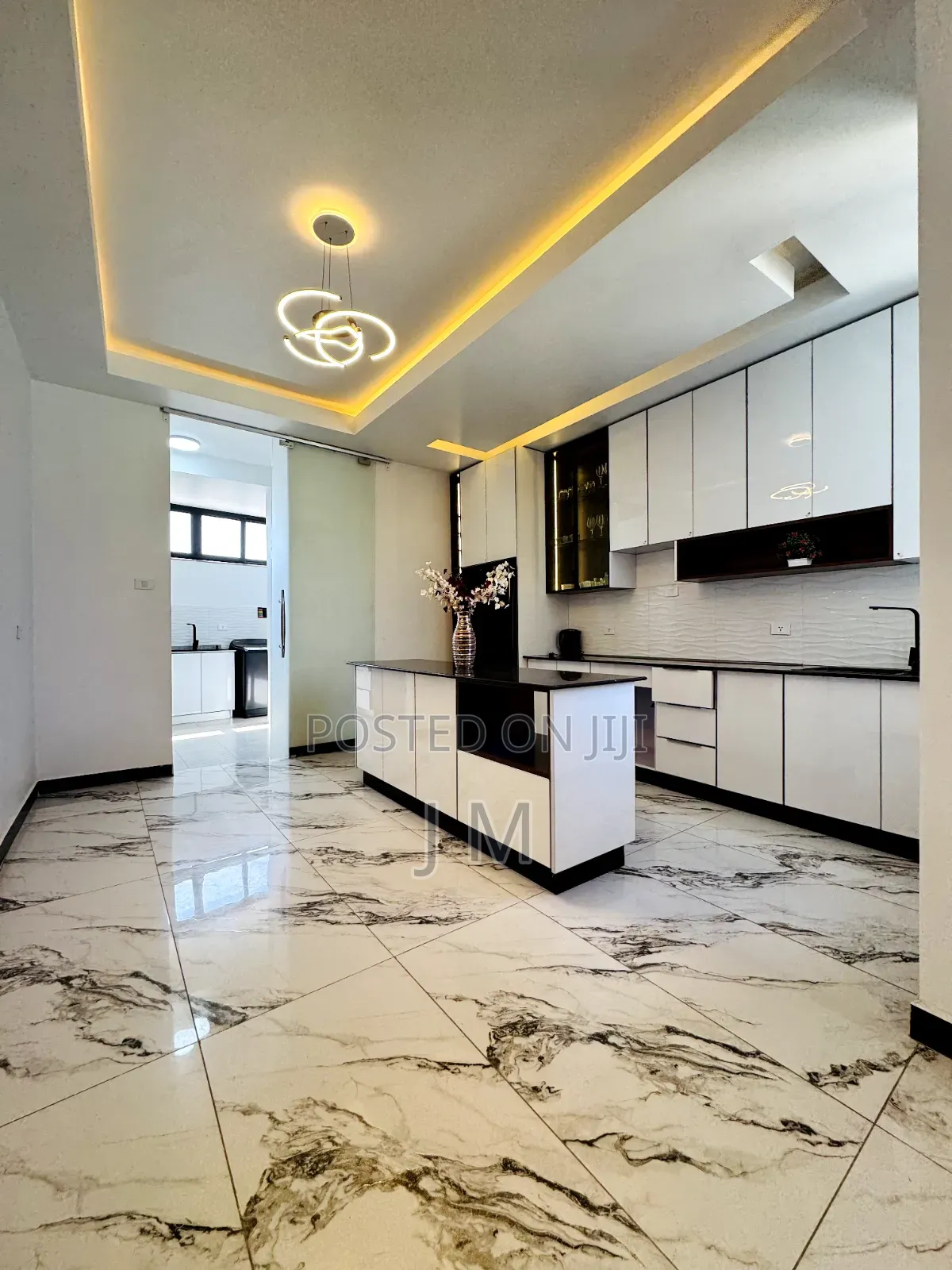 Furnished 3bdrm Apartment in Kirkos for rent