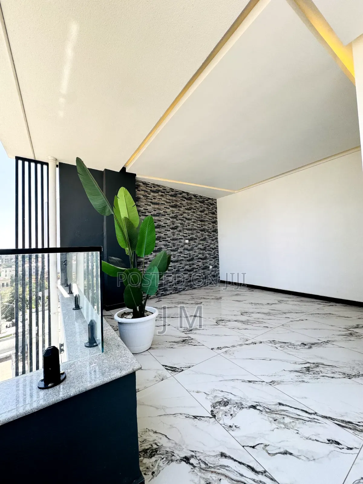 Furnished 3bdrm Apartment in Kirkos for rent
