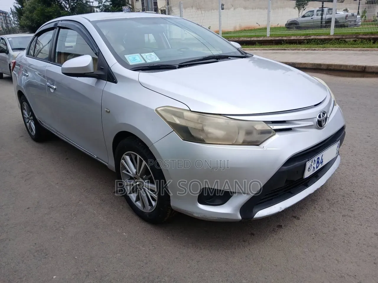 Toyota Yaris 2015 Silver