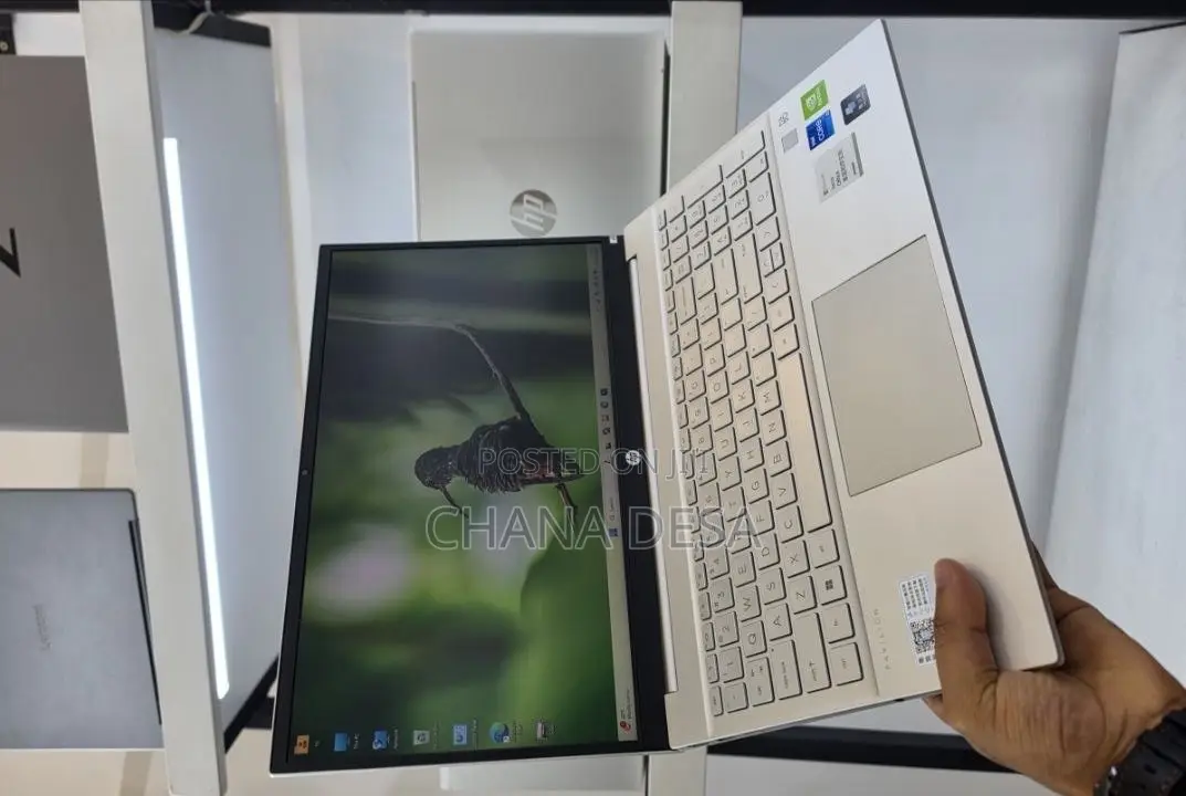 New Laptop HP Pavilion 15 16GB Intel Core i5 SSD 512GB