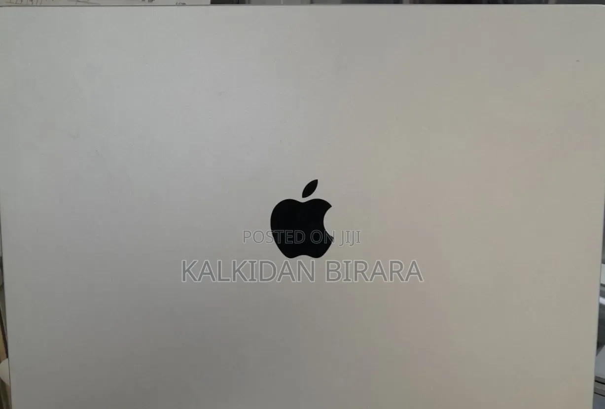 New Laptop Apple MacBook Pro 2021 M1 32GB Apple M1 Pro SSD 1T