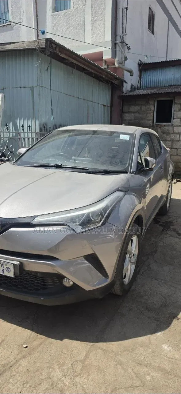 Toyota C-HR 2019 Silver