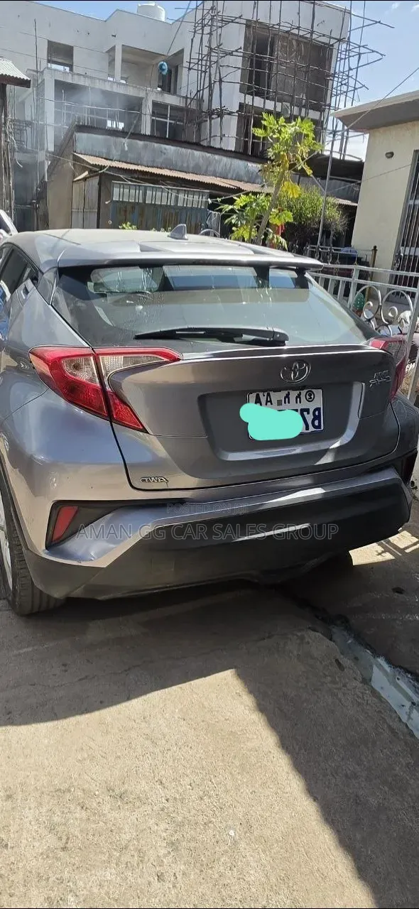 Toyota C-HR 2019 Silver