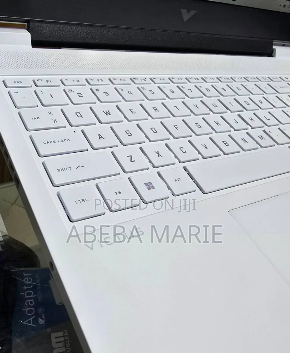 New Laptop HP Victus 15 16GB AMD Ryzen 7 SSD 1T