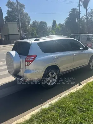 Toyota RAV4 2012 Silver