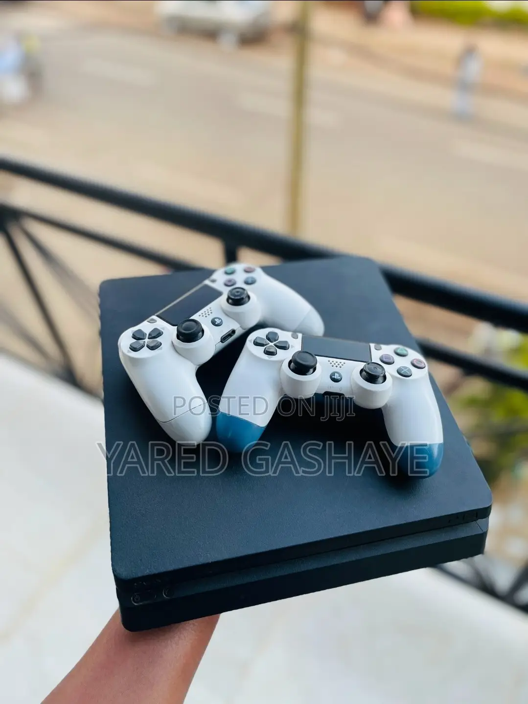 PlayStation 4 Slim