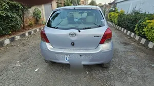 Toyota Yaris 2008 Silver