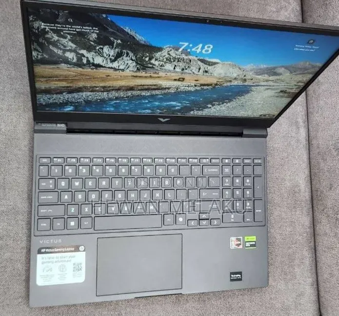 New Laptop HP Victus 16 16GB AMD Ryzen 7 SSD 1T
