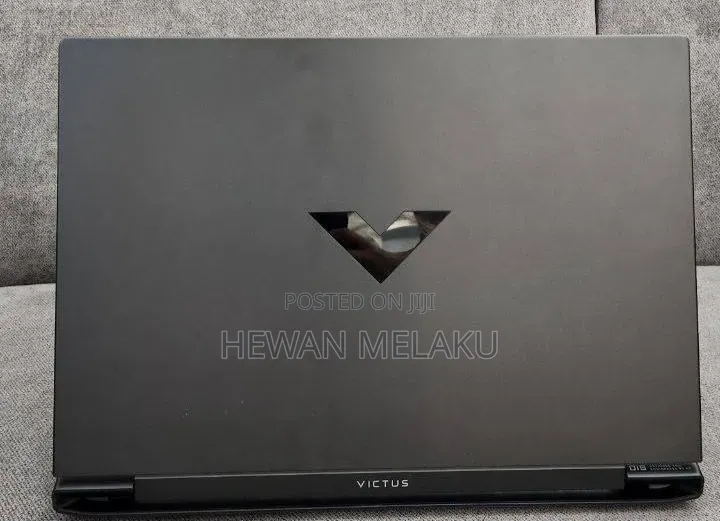 New Laptop HP Victus 16 16GB AMD Ryzen 7 SSD 1T