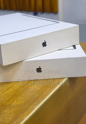 New Laptop Apple MacBook Air 2026 M5 16GB Apple M5 SSD 512GB