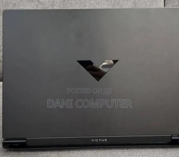 New Laptop HP Victus 16 16GB AMD Ryzen 7 SSD 1T
