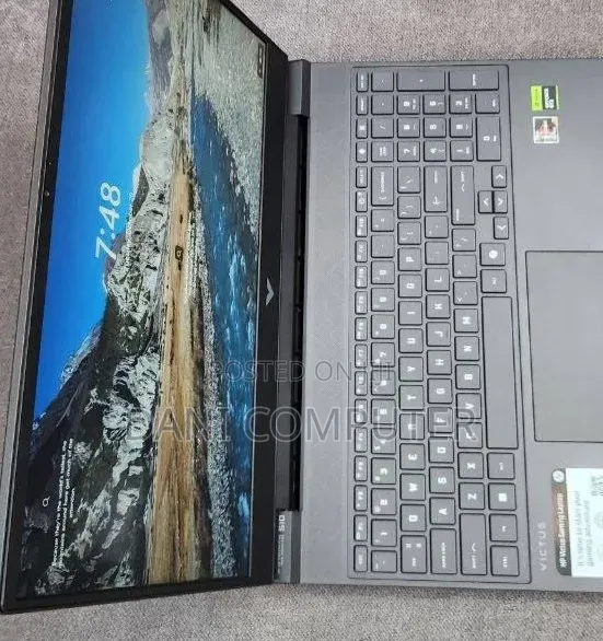 New Laptop HP Victus 16 16GB AMD Ryzen 7 SSD 1T