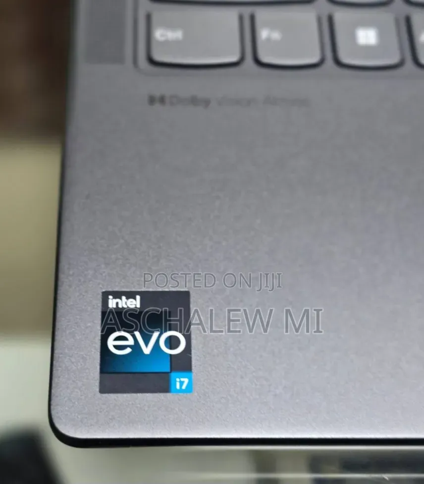 New Laptop Lenovo Yoga 7i 16GB Intel Core i7 SSD 512GB