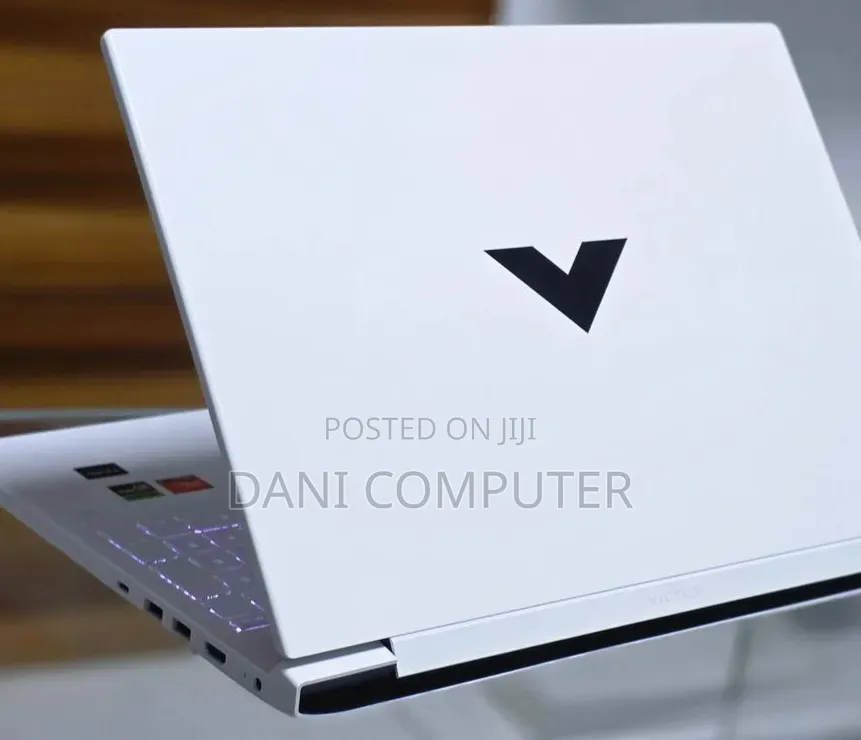 New Laptop HP Victus 16 16GB AMD Ryzen 7 SSD 1T