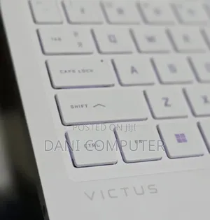 New Laptop HP Victus 16 16GB AMD Ryzen 7 SSD 1T