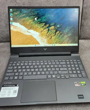 New Laptop HP Victus 16 16GB AMD Ryzen 7 SSD 1T