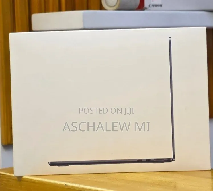 New Laptop Apple MacBook Air 2026 M5 16GB Apple M5 SSD 512GB