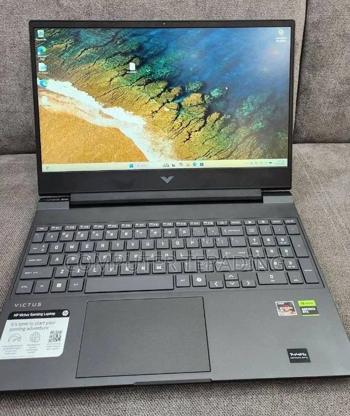 New Laptop HP Victus 15 16GB AMD Ryzen 7 SSD 1T