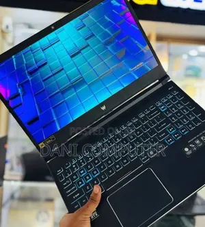 New Laptop Acer Predator Helios 300 16GB Intel Core i7 SSD 512GB